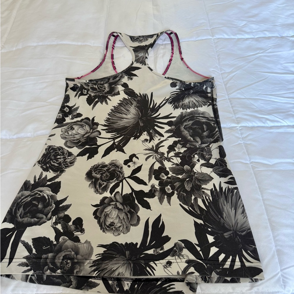 Lululemon Athletica Black and White Floral Tank Top - Picture 5 of 6